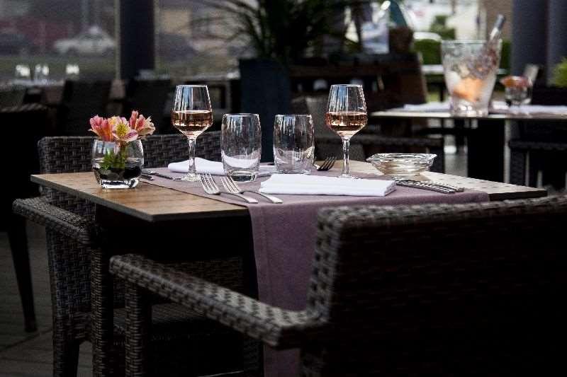 Brit Hotel Rennes Le Castel Ristorante foto
